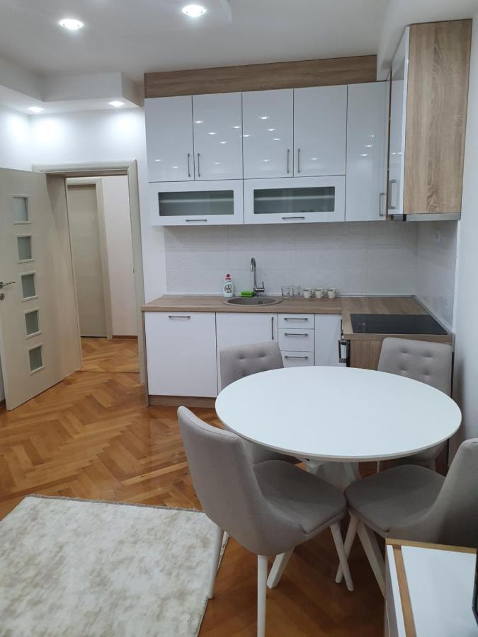Central1 Панчево Екстер'єр фото