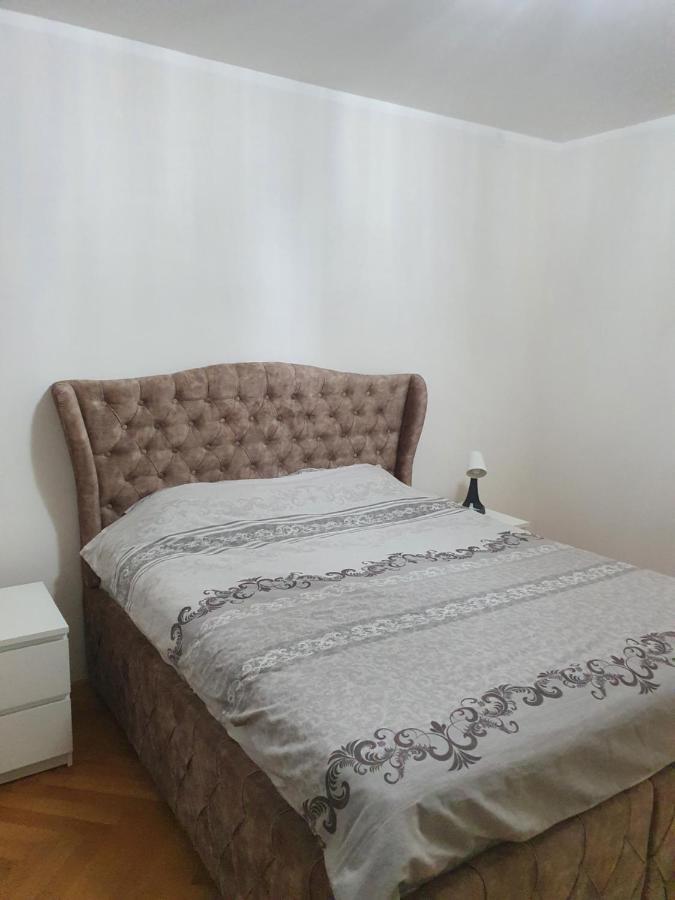 Central1 Панчево Екстер'єр фото